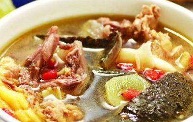 四款美容養(yǎng)顏湯 聰明女人會(huì)養(yǎng)顏