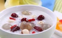 女性更年期怎么辦？推薦食療六秘方