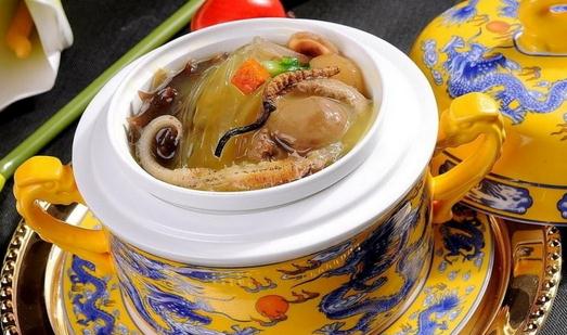佛跳墻菜名的由來 為什么叫佛跳墻？