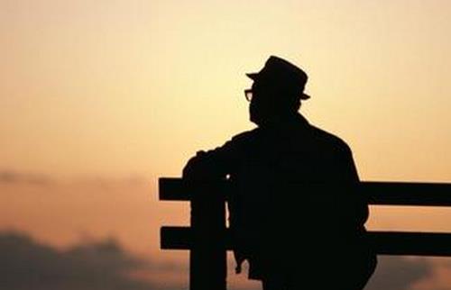 避免老年人心理障礙 老人不能獨處