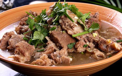 燉羊肉配什么中藥能為男人補(bǔ)腎壯陽(yáng)