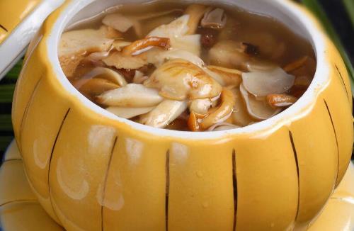 緩解老人腰痛的兩款補(bǔ)肝養(yǎng)腎方