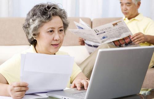 老年人如何護(hù)眼 護(hù)眼的六法寶