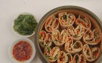 ?莜面怎么做才好吃呢 經(jīng)典的漢族面食莜面卷