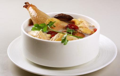 雞肉PK雞湯 哪個(gè)的營(yíng)養(yǎng)價(jià)值更勝一籌