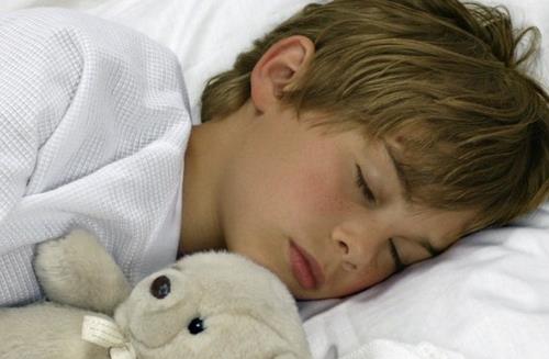 青少年睡眠少6小時(shí)增肥胖風(fēng)險(xiǎn)