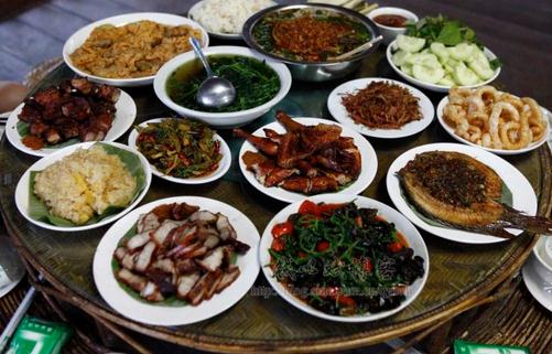 傣族的飲食特色與飲食習(xí)慣
