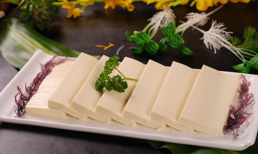 豆腐美味營(yíng)養(yǎng) 多食易腹脹腹瀉