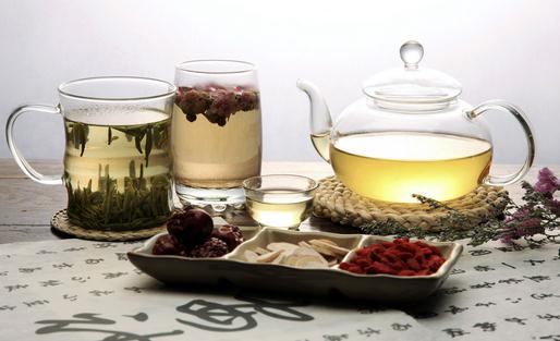 夏季喝茶影響睡眠 喝茶避開八誤區(qū)