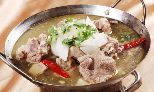 冬季養(yǎng)生吃什么好？五道家常養(yǎng)生食譜推薦