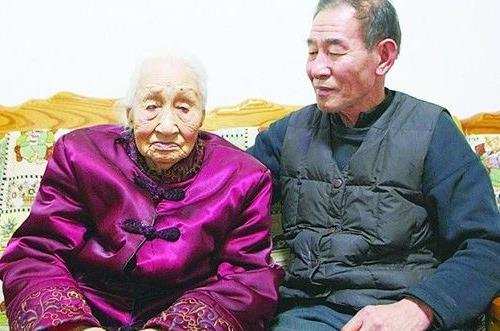 老年女性緣何比男性更長(zhǎng)壽