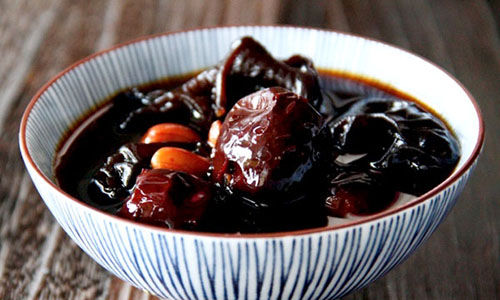 女性經(jīng)期吃什么好？經(jīng)期排毒與緩解痛經(jīng)的食物推薦