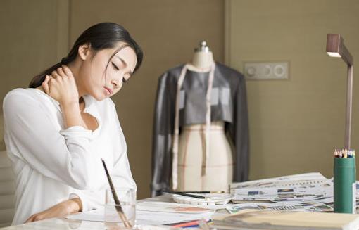 上班族當(dāng)心：身體過(guò)勞的10個(gè)危險(xiǎn)信號(hào)