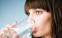 你是否正確喝水了呢？白領喝水排毒需注意4大點