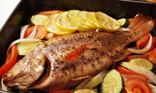 吃魚能豐胸？教你6款豐胸魚料理