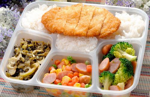上班族帶飯 怎么吃午飯更健康？