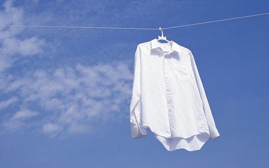 衣服沾上頑漬怎么辦？巧去衣服頑漬的方法