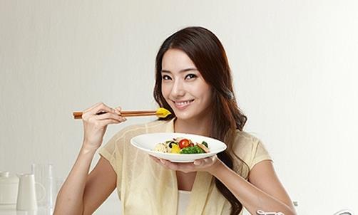 改變?nèi)粘Ａ晳T 翹臀輕松練成