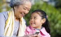 孩子該不該給老人帶？老人帶孩子的特點