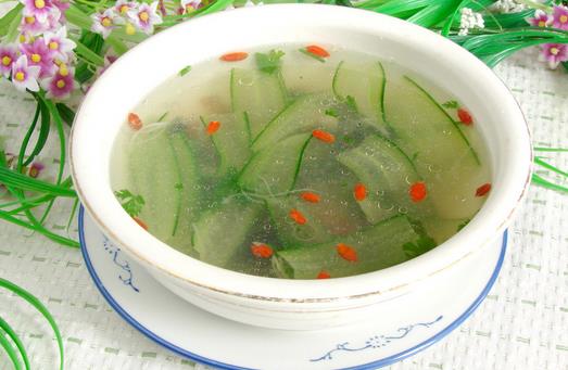 養(yǎng)顏祛斑湯：美人臉上怎能有斑