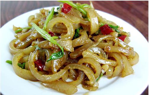 中醫(yī)認為豬肉皮是美容佳品
