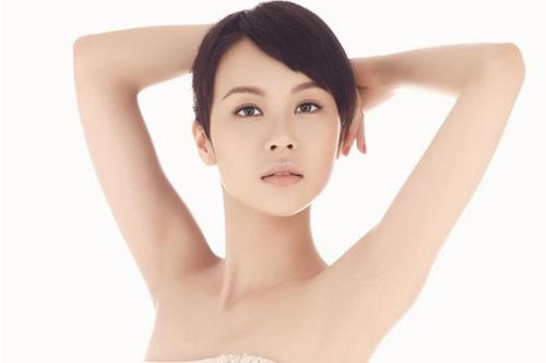 如何針對性去除臉上的痘痘