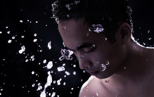 男性電腦族如何護(hù)膚？綠茶來(lái)拯救