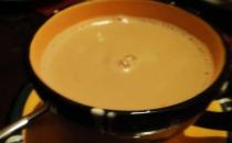馬來(lái)西亞和新加坡人愛(ài)喝的拉茶
