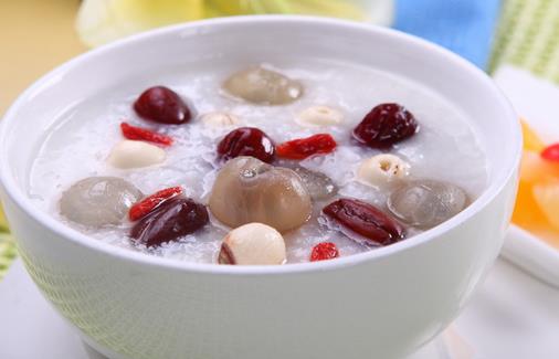 獻(xiàn)血后 4款補(bǔ)血食療法