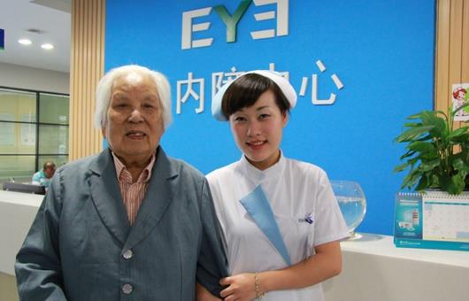 老年人白內(nèi)障怎么治療