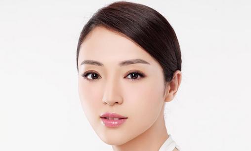 女人美白 6個(gè)美容誤區(qū)讓肌膚又黑又干