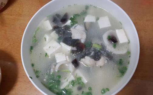 產(chǎn)后吃什么調(diào)理身體？四種產(chǎn)后飲食推薦