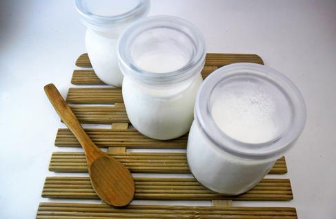 挑乳酸菌酸奶 要學(xué)會(huì)這些礙眼法