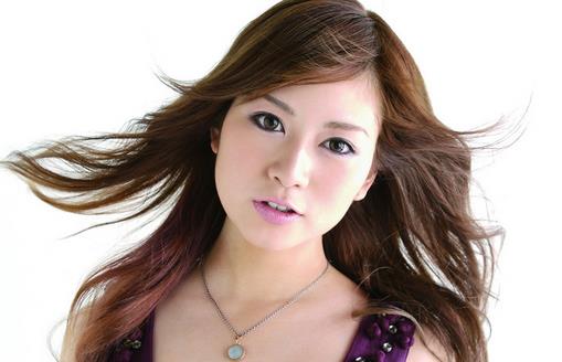 怎么洗頭才能避免經(jīng)常掉頭發(fā)