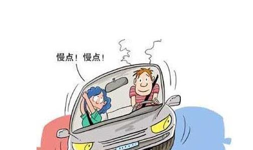 發(fā)生車禍后的急救方法步驟