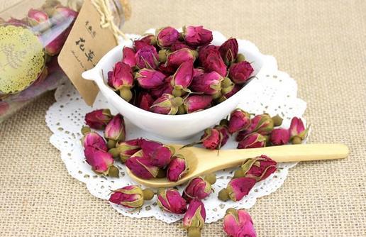 玫瑰花茶有什么副作用？什么時候喝玫瑰花茶好？