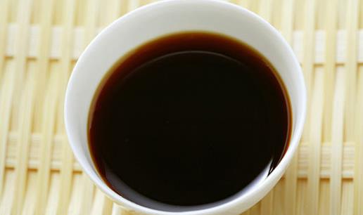 生抽和醬油有什么區(qū)別？醬油的種類和食用須知