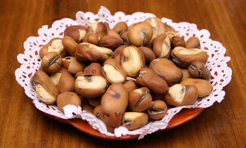 蠶豆調(diào)五臟 食用有禁忌