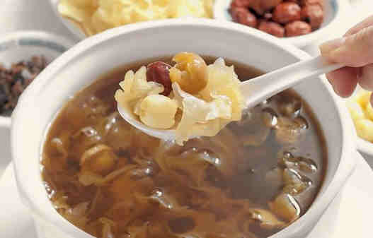 有效治療失眠的七個(gè)食療妙方