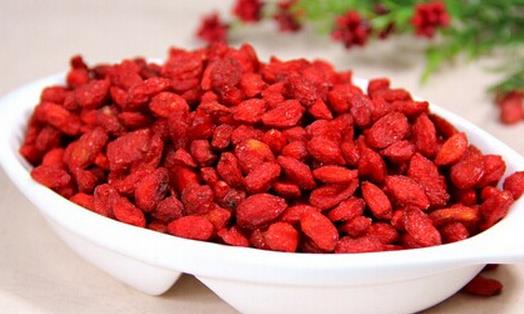 少年白發(fā)吃什么好？8種烏發(fā)食物推薦
