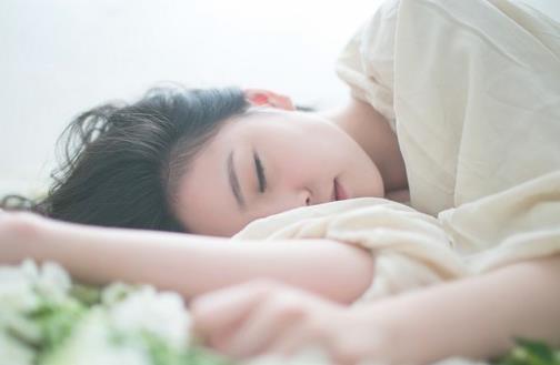蓋厚被子容易得肩周炎？預(yù)防它注意這五點(diǎn)