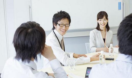 職場新人應(yīng)該如何度過心理斷乳期