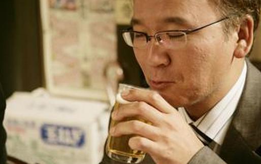 中年男人飲食如何達(dá)到護(hù)肝功效