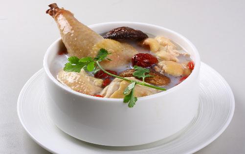 雞湯有哪些做法？枸杞雞湯食譜