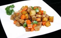 土豆燒牛肉怎么做？