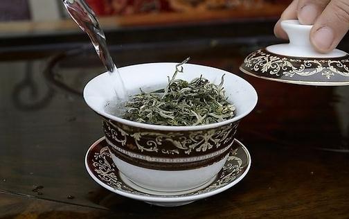 冷水泡茶？冷水泡茶好處更多哦！