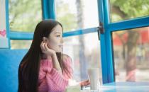 如何看出女人是否對(duì)你有意思？