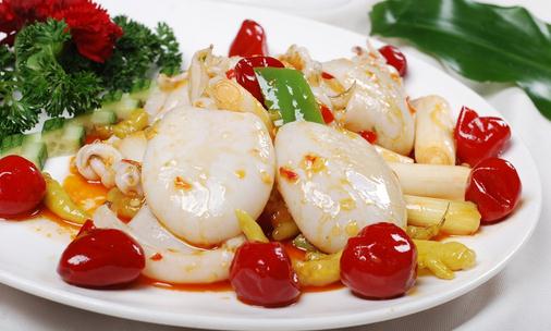 自制美味食譜：雙椒墨魚(yú)仔的做法