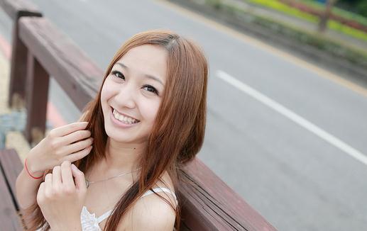 男人更喜歡愛(ài)笑的女人