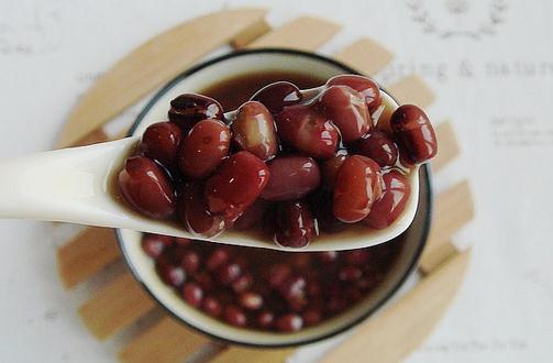 讓大吃大喝的胃休養(yǎng)生息吧！